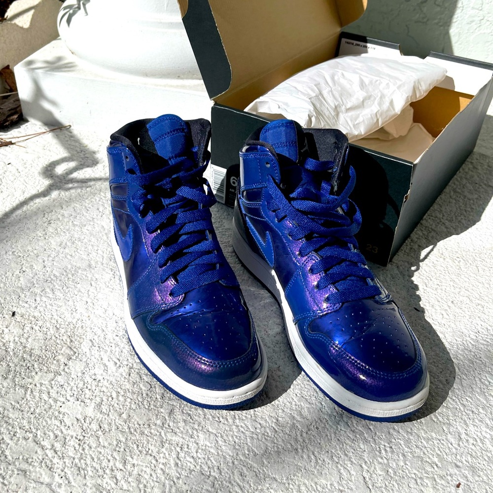 2016 Air Jordan 1 Retro High ‘Deep Royal’